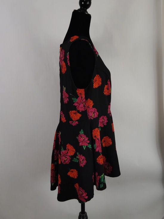 Torrid Ponte Floral Hi-lo Peplum Top - Picture 6 of 9